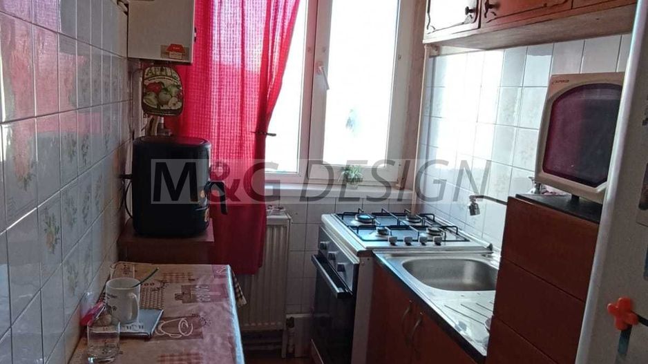 Apartament 4 camere zona Dacia - Poză 3