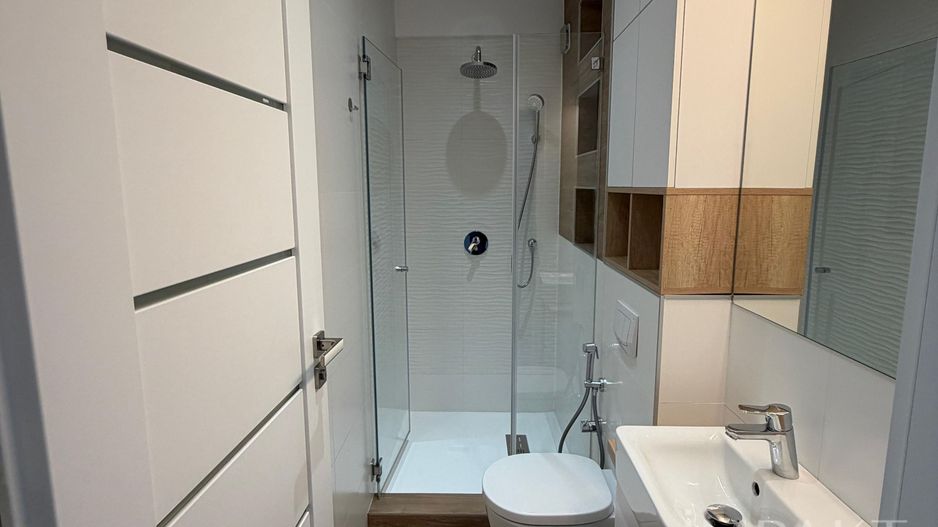 Apartament 3 camere cu priveliște spre parc – zona semicentrala - Poză 7