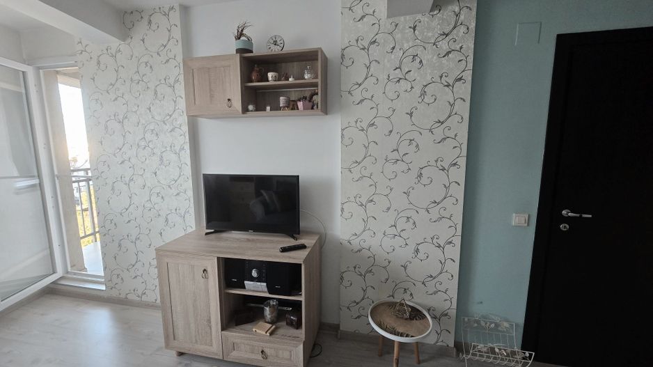 Închiriere Apartament cu 2 camere, centrala proprie, decomandat, Titan - Poză 3