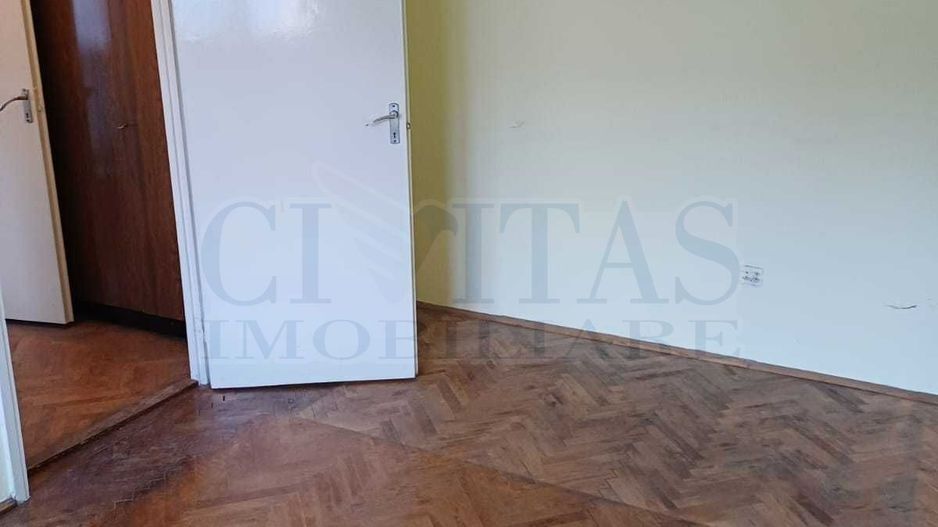 2 camere Brancusi, etaj intermediar, pret negociabil!!! - Poză 5