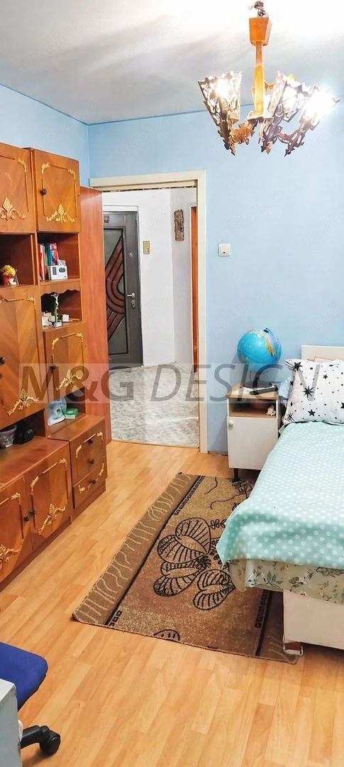 Apartament 3 camere Soarelui - Poză 2