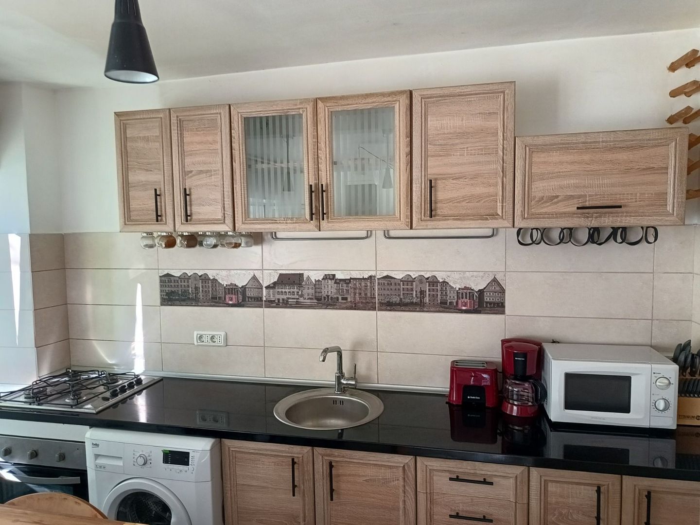 GAROSNIERA DECOMANDATA RENOVATA MOBILATA & UTILATA - Poză 9