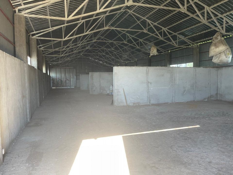 Hala de vanzare Costesti - Poză 8