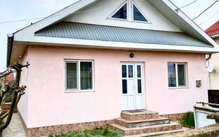 Casă de vânzare în Pașcani, zonă centrală, lângă Penny Market Gara, 98,5 mp, teren 412 mp - Poză 1