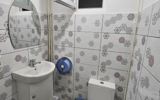 Spatiu de inchiriat 120 mp utili Campina central! - Poză 17