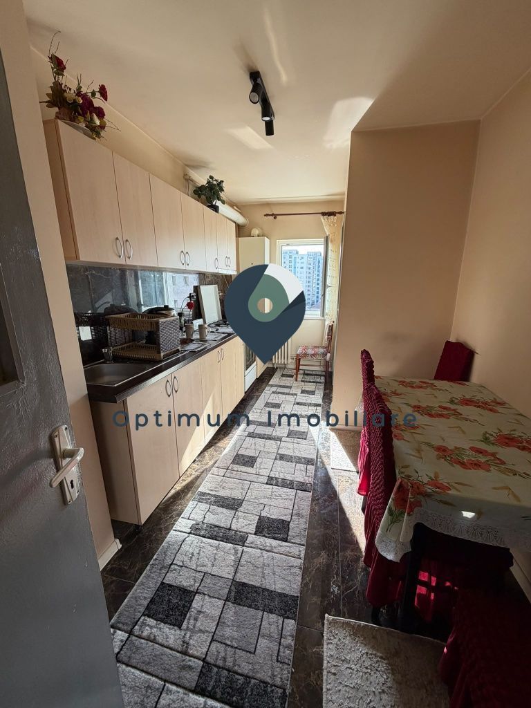 Apartament 4 camere in Manastur, etaj intermediar, zona Piata Flora ! - Poză 2