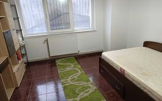 Etaj 1, P-ta Voievozilor, 3 Camere Decomandat zona Alexandru cel Bun - Poză 1