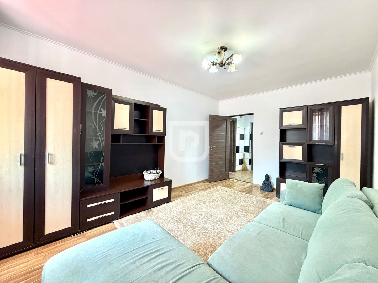 Apartament 2 camere, renovat, ultracentral, strada Marly - Poză 2