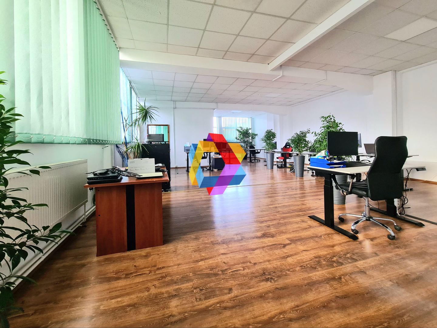 Spatiu birouri de închiriat Brasov - 110 mp # plus-imo.ro - Poză 1