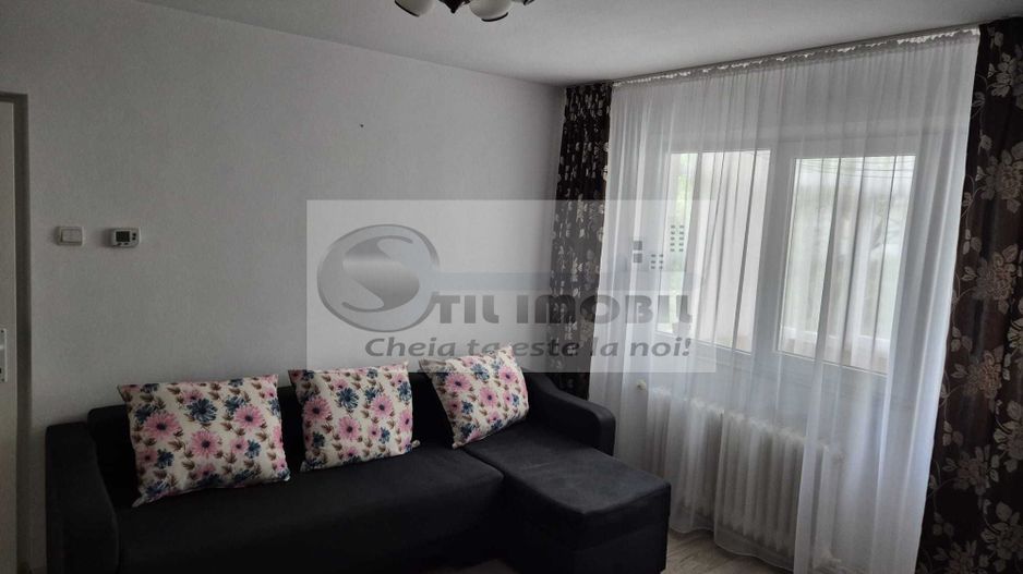 Apartament 2 camere Podul Ros - 460 euro - Poză 5