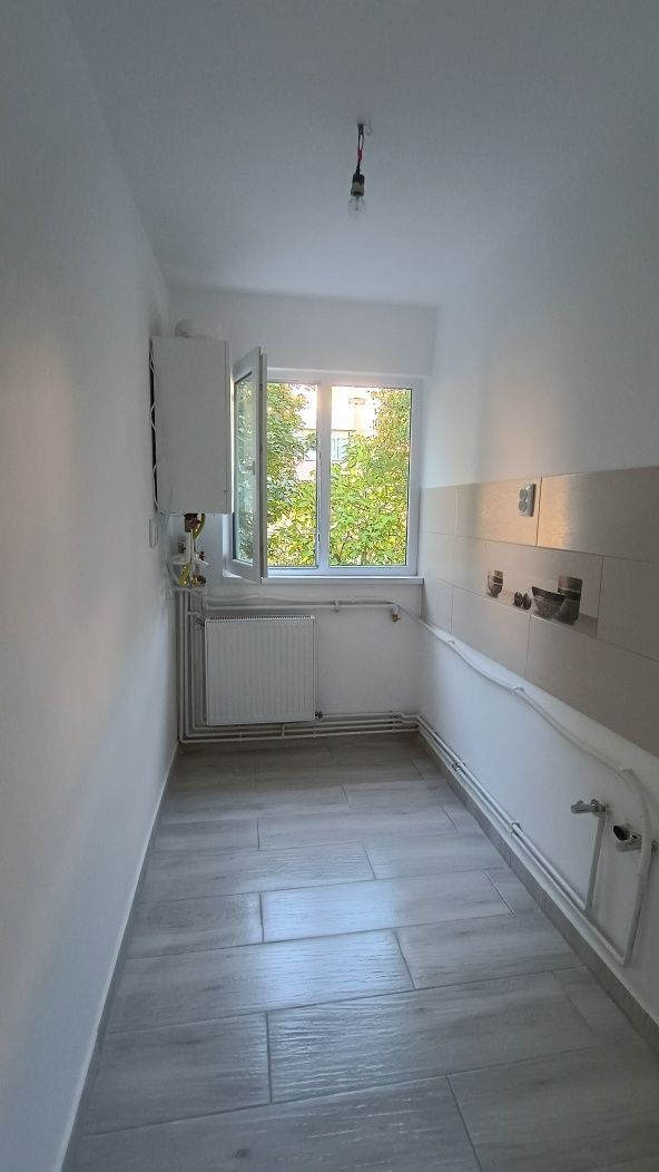 BRASADAS vinde ap 2 cam etaj 2/4 in Micro 15. - Poză 4