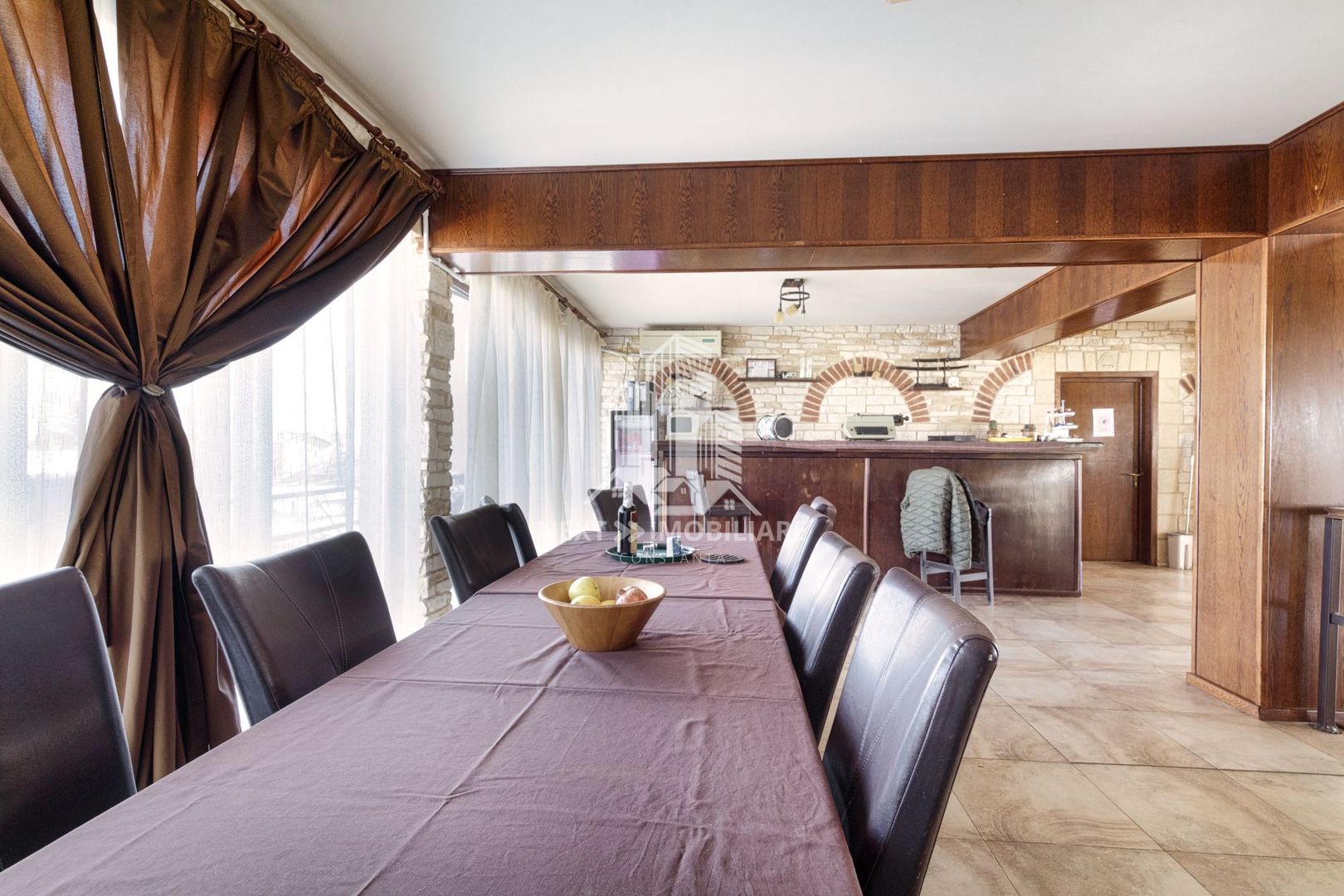 Pensiune Eforie Nord 17 camere plus spatiu comercial - Poză 14