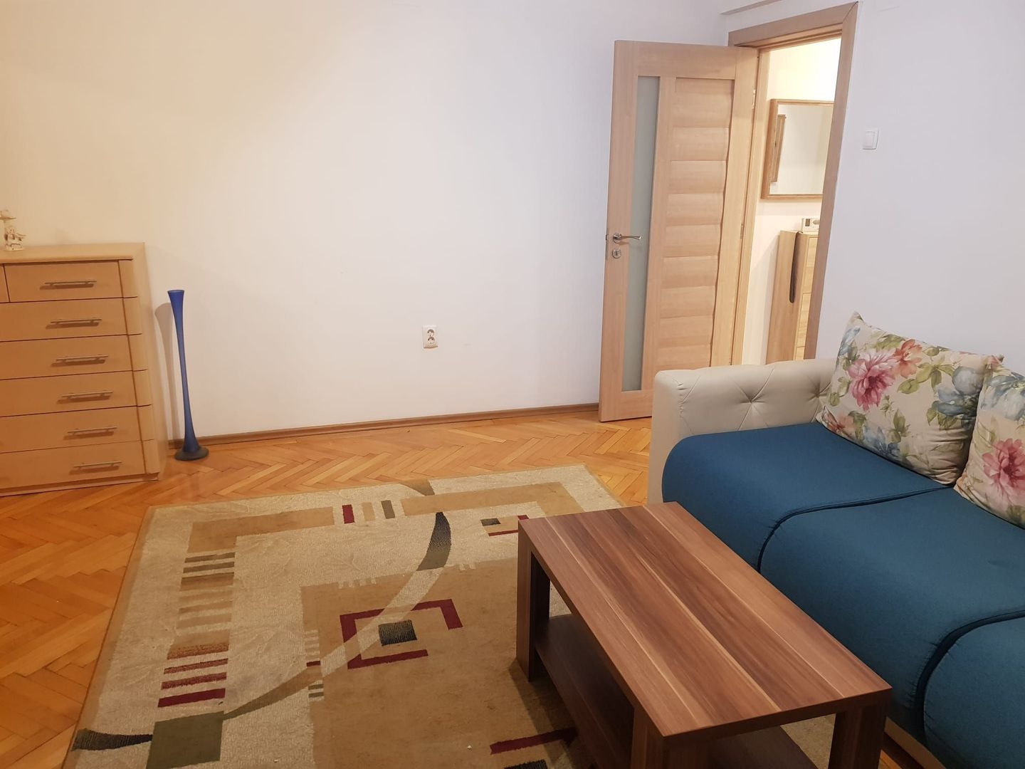 Apartament cu 2 camere in Centrul Civic - Poză 6
