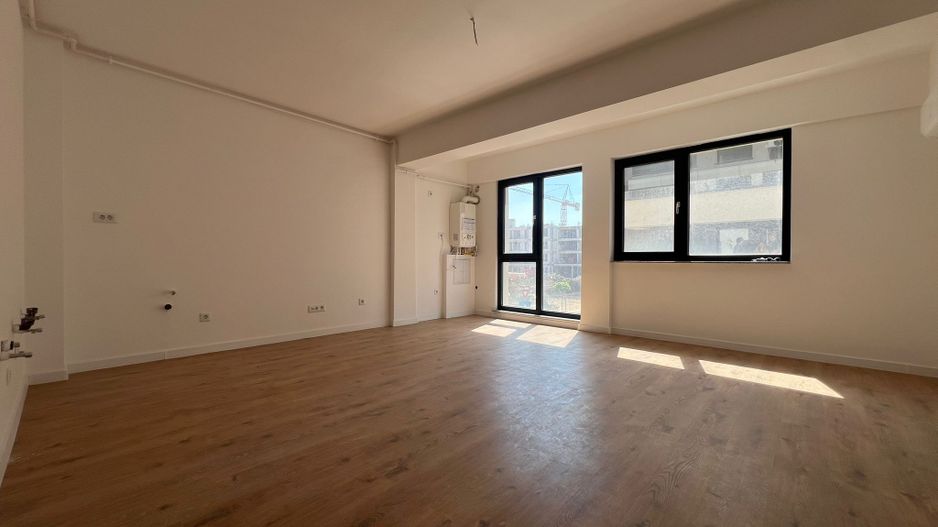 Studio Modern | Ivory Residence | 40 mp - Poză 1