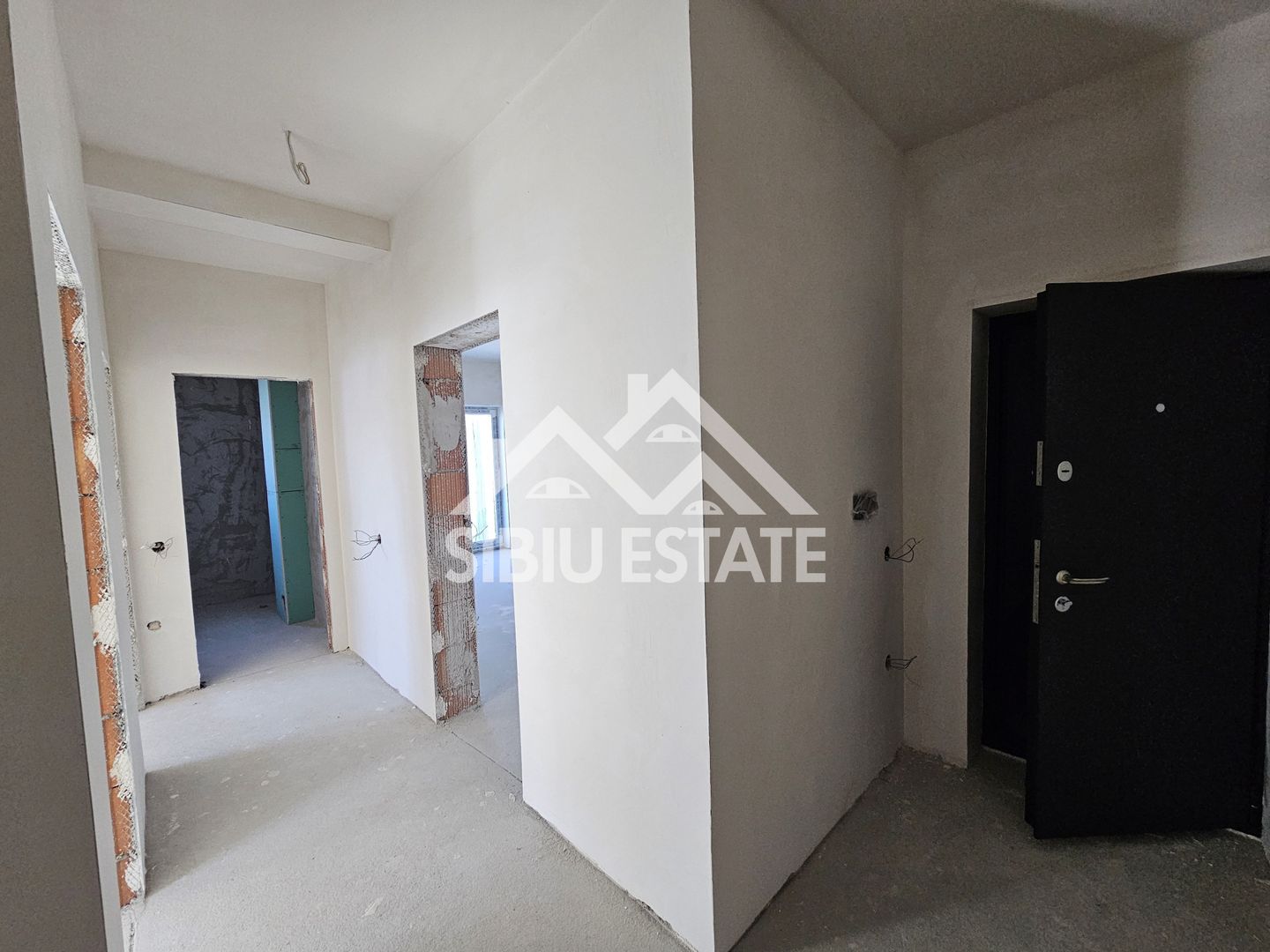 Apartament 2 camere clasic etaj 1 - Poză 3
