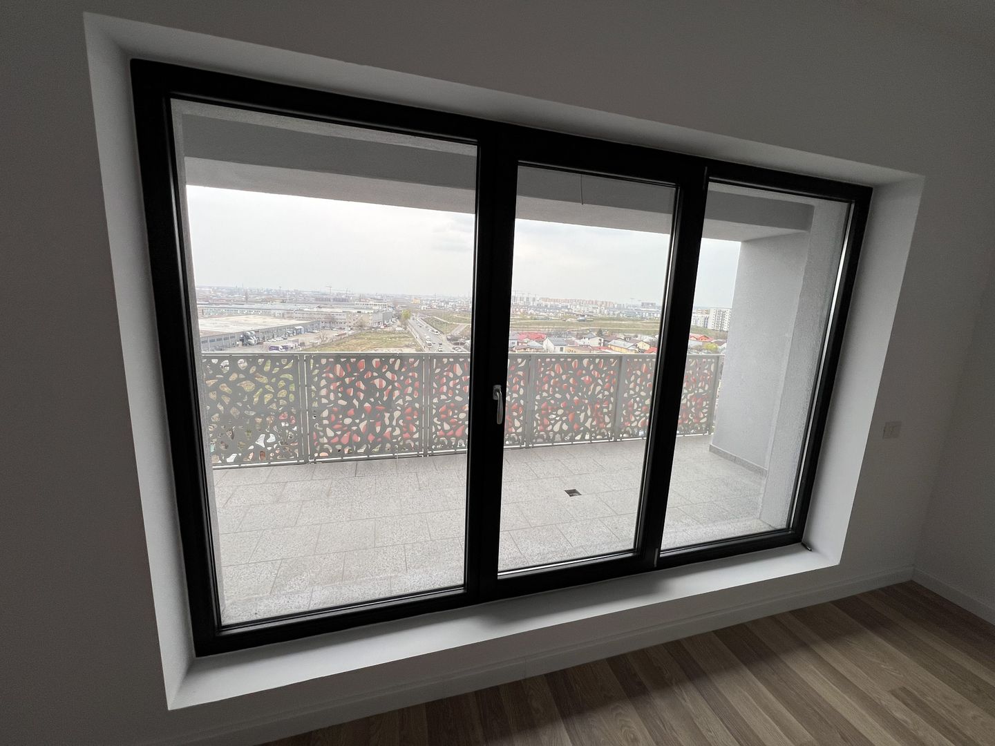 Ultimul Apartament in faza 1 disponibil pt mutare - Poză 4