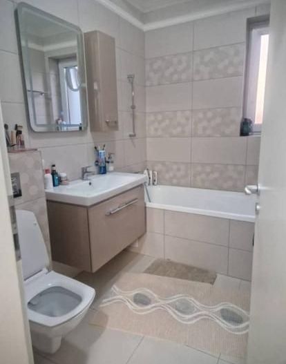 Giroc-Neptun | 3 Camere | Etaj 1 | 2 băi | 2 Locuri parcare | Mobilat si Utilat - Poză 4
