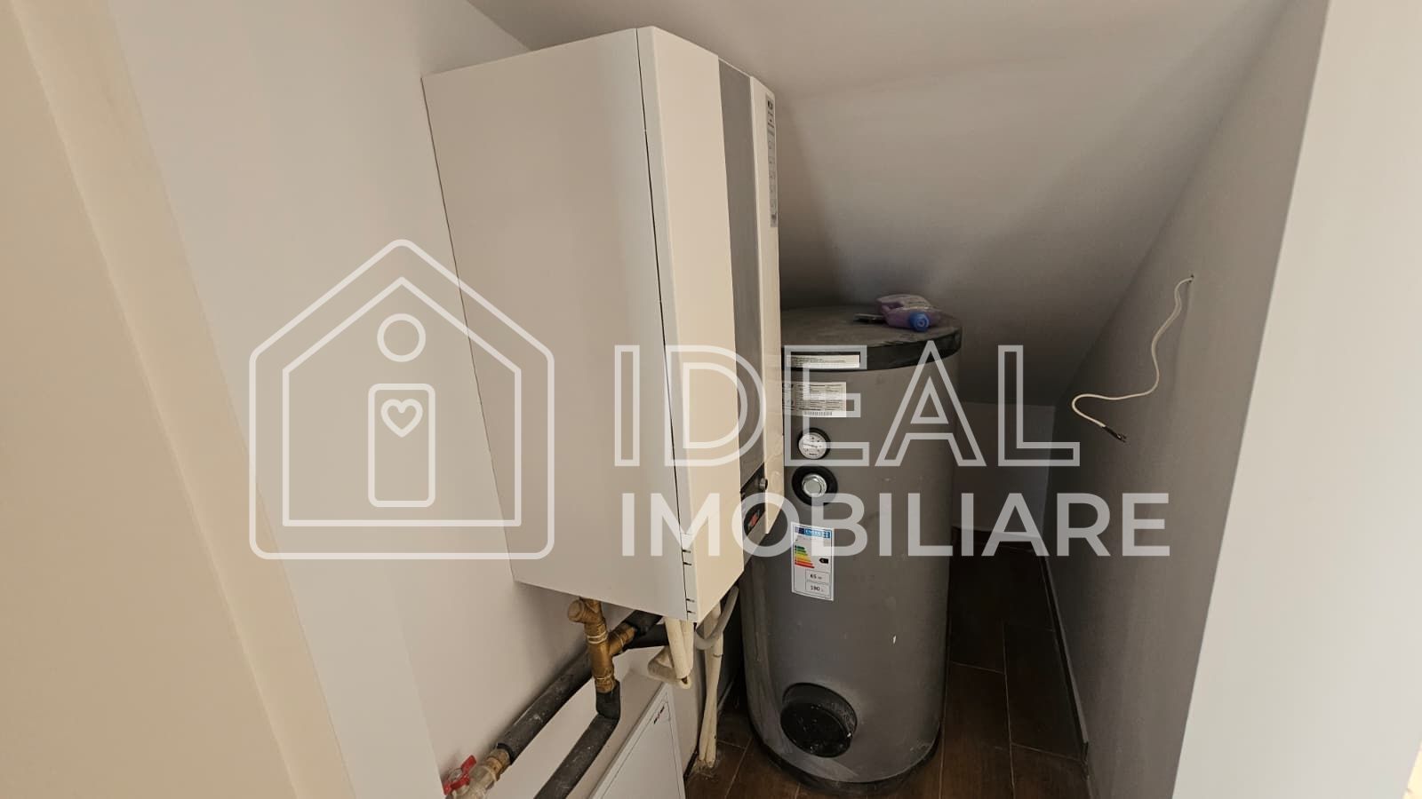 Duplex Modern la Cheie Intabulat si 270 de mp de curte, in Cisnadie - Poză 5