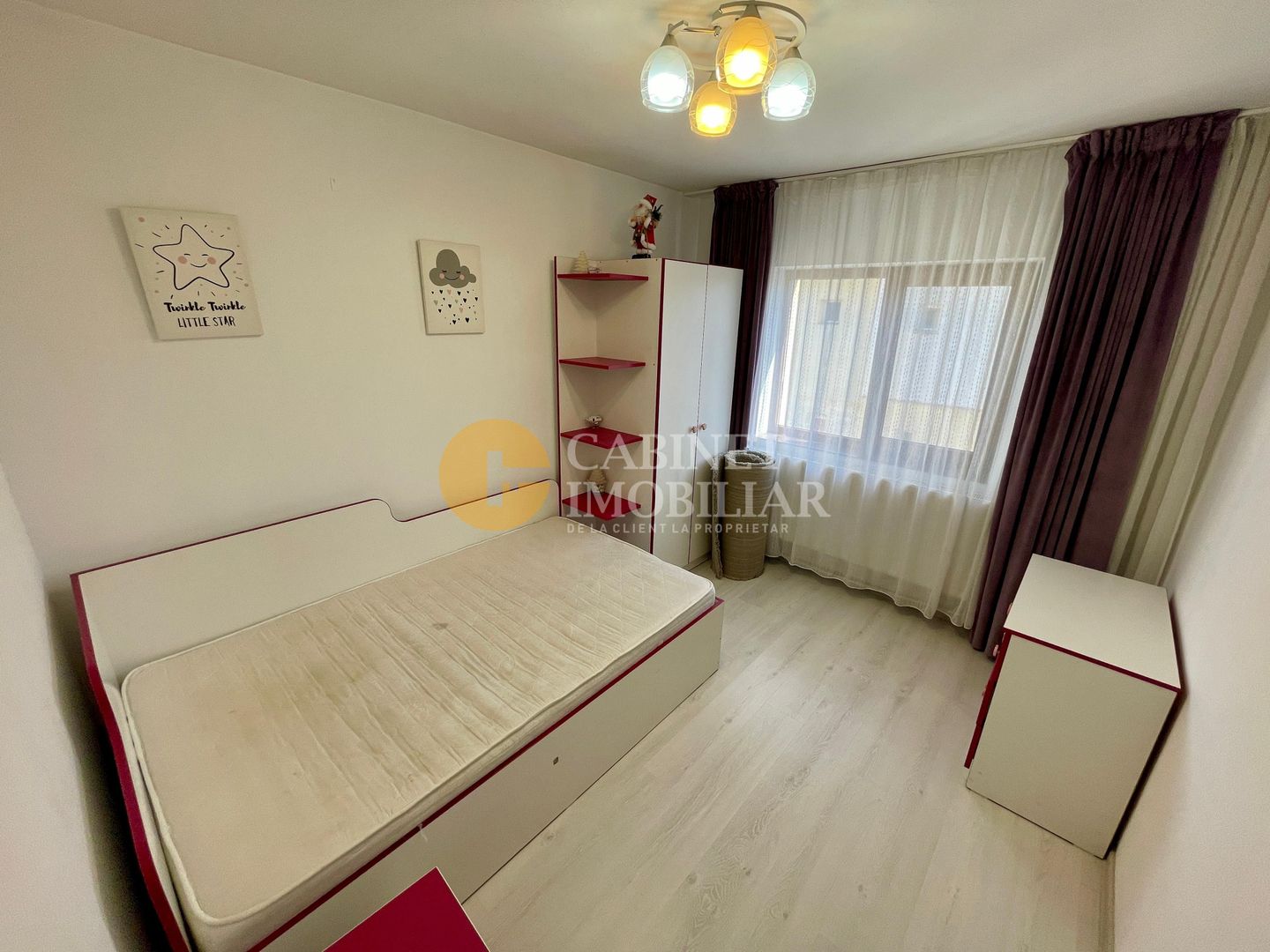 Galata - 3 Camere Decomandat - Mobilat/Utilat - 73 MP - Bloc dupa 1980 - Poză 6