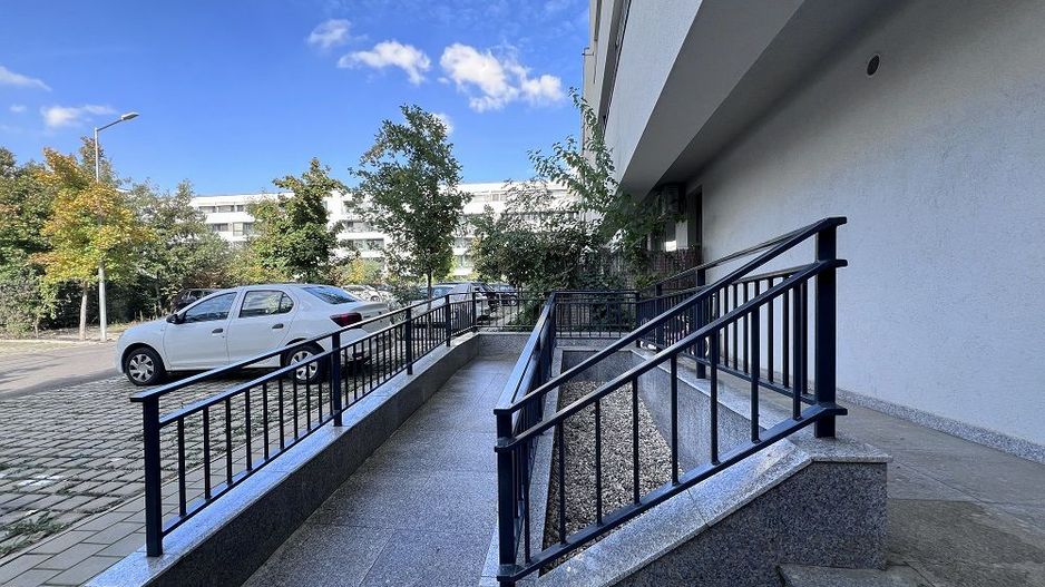 3 camere 75 mp SU + Balcon 8mp - Verdere curte interioară - Poză 13
