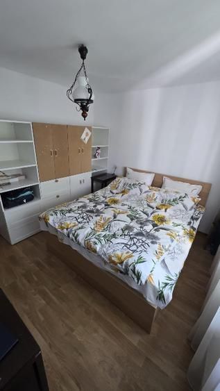 Apartament 2 camere de vânzare, Aviatiei, etaj 3/4, loc parcare inclus - Poză 2