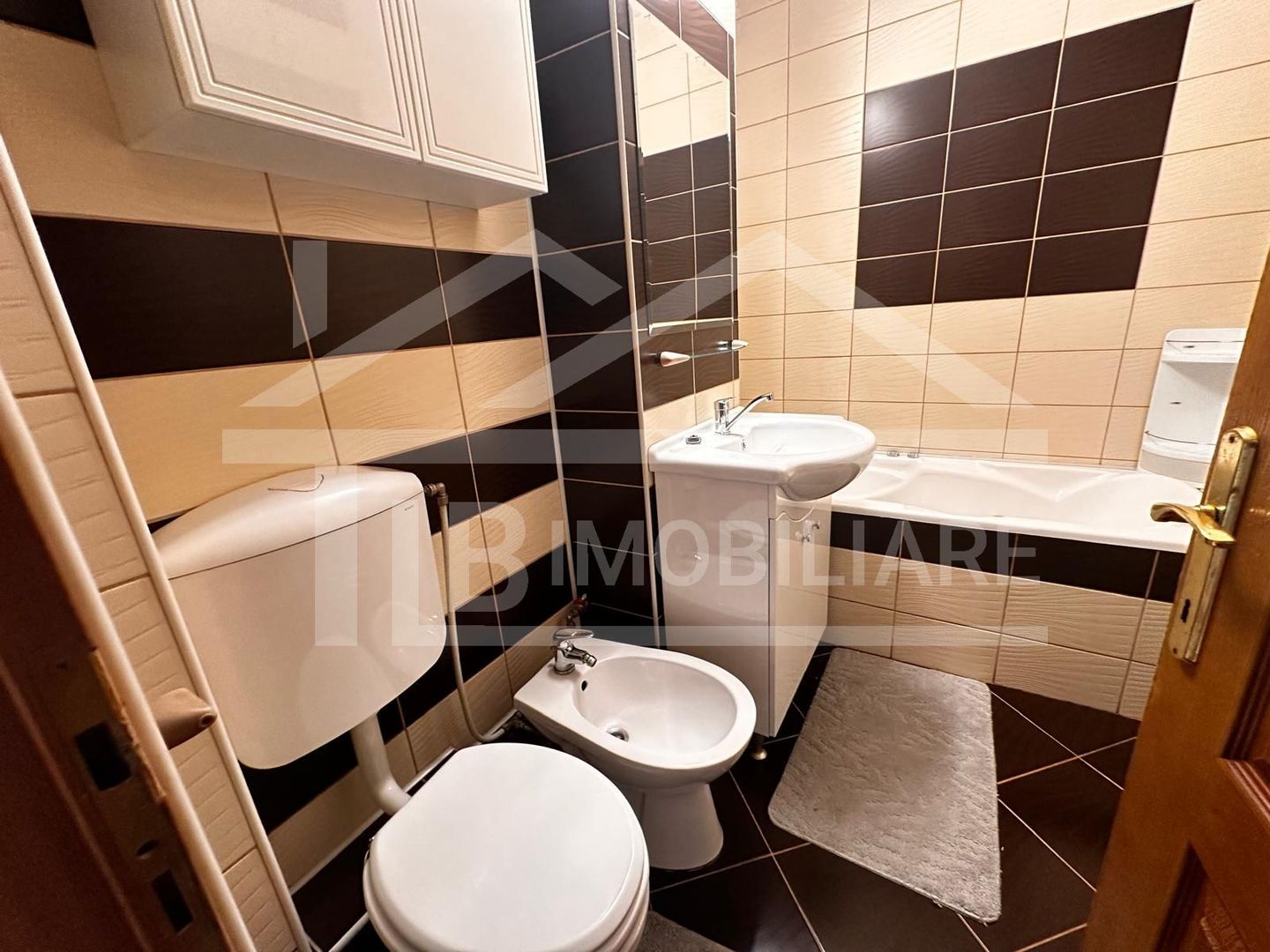 Apartament de 3 camere, 70mp,parcare, decomandat, Zona Kaufland - Poză 10