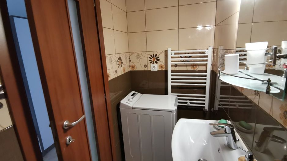 Prima inchiriere- apartament cu 3 camere in zona Prelungirea Ghencea - Poză 14