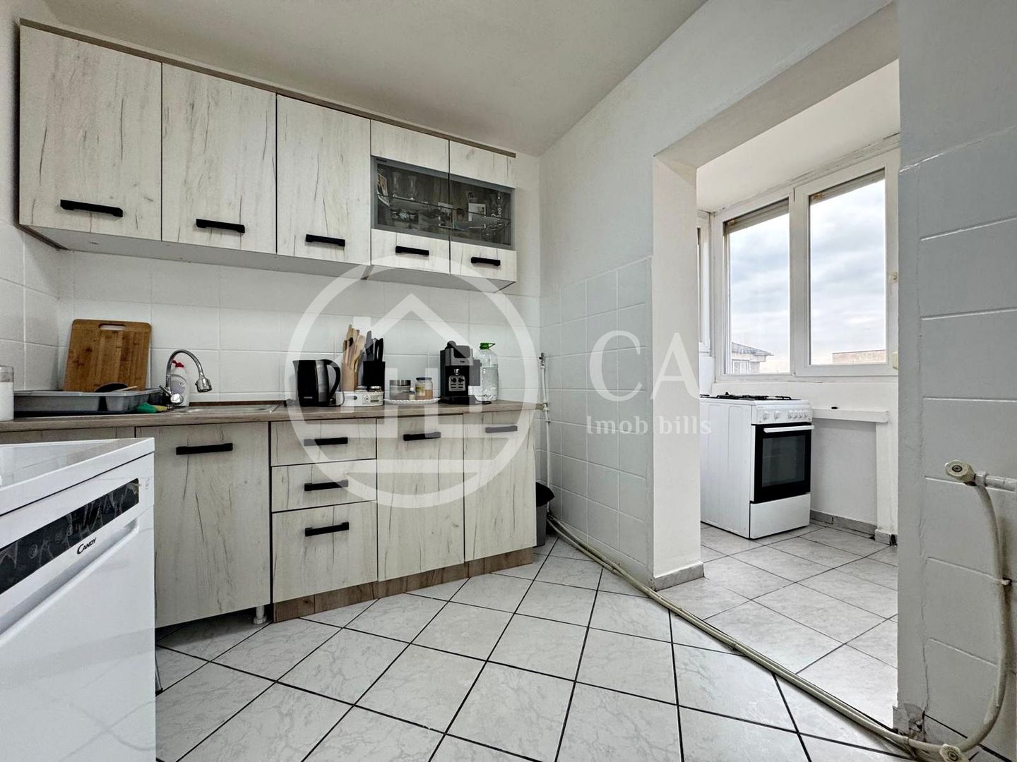 Apartament cu 3 camere de vanzare Str. Banatului Zona  Velenta, Oradea - Poză 8