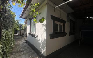 vand casa in Schela,gaz la poarta - Poză 1