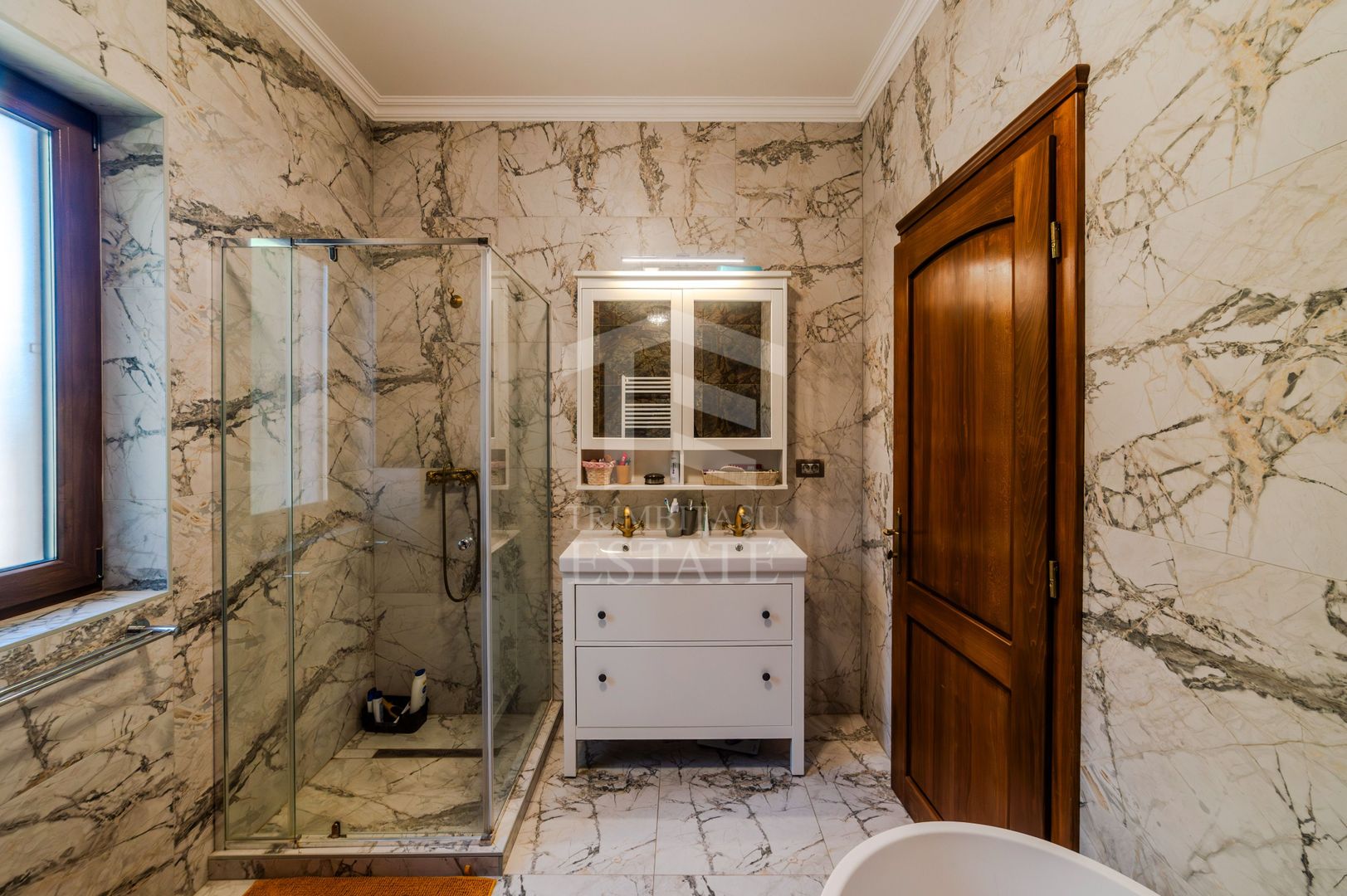 Casa pe parter premium cu piscina in Chisoda independenta energetic - Poză 19