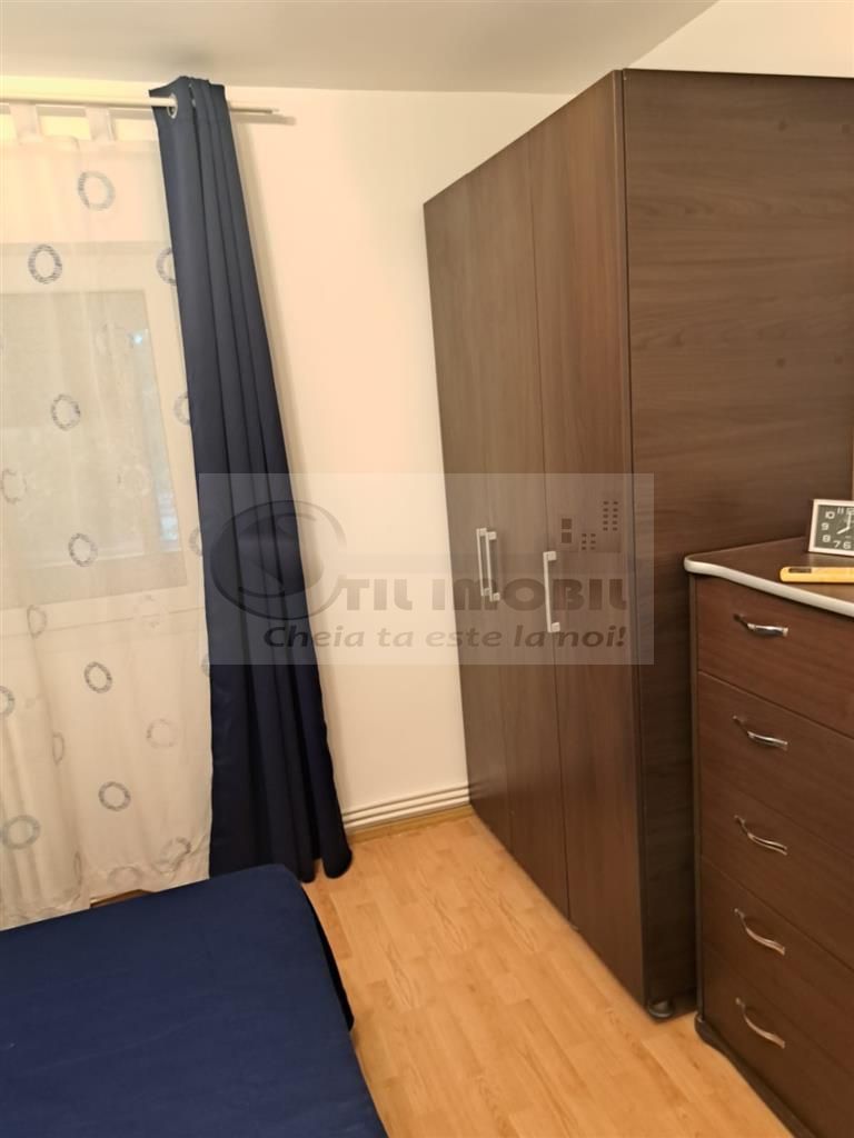 Apartament - 3 Camere Nicolina - 555 euro - Poză 10