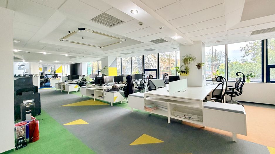 Un sediu care inspiră încredere, în inima Timișoarei - Poză 10