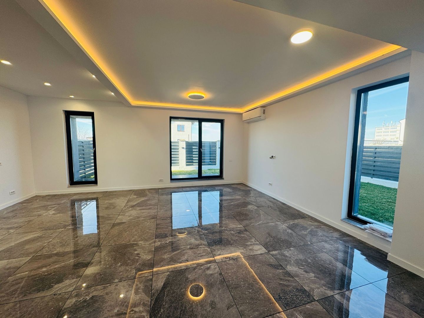 Vila P+1+M 5 camere Popesti-Leordeni - Poză 2