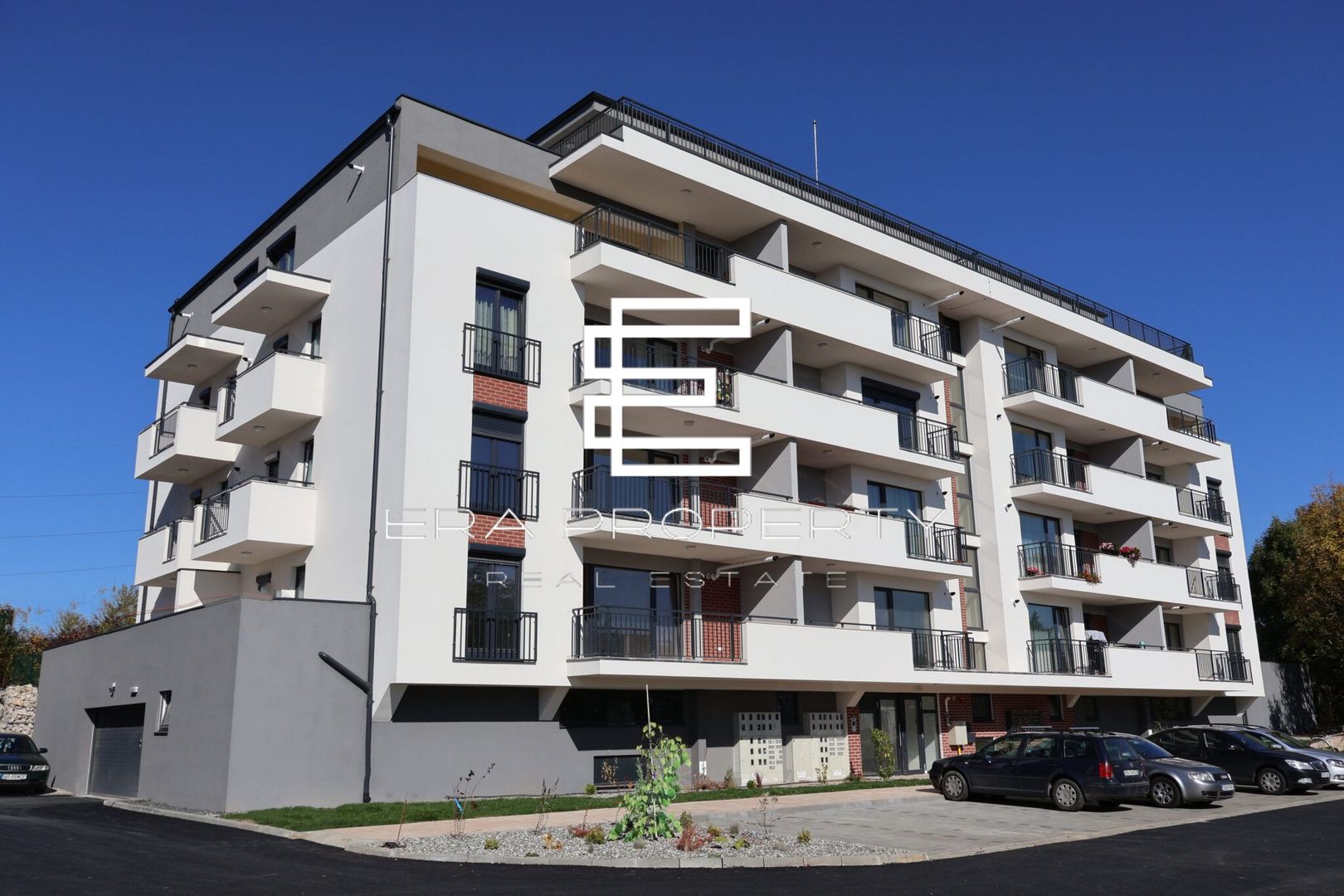 Apartament 2 camere balcon generos,  zonă liniștită Sibiu - Poză 2