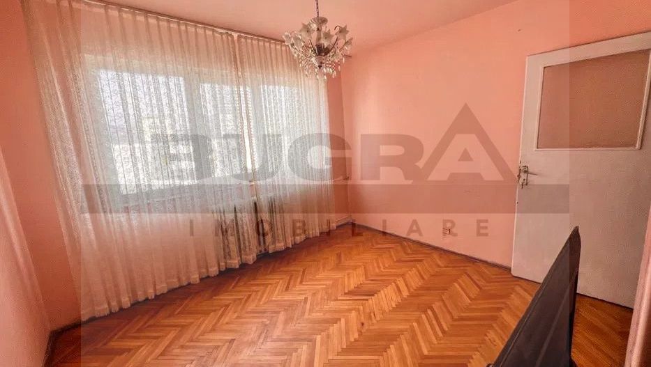 Apartament cu 4 camere, decomandat, 80 mp, zona Grigore Alexandrescu - Poză 3