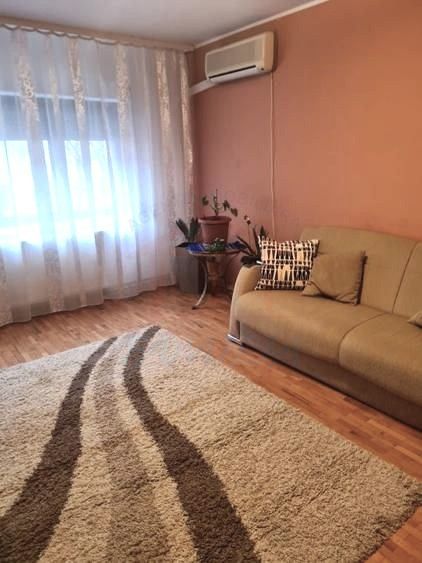 Apartament spațios, 2 camere decomandate, etaj 1, zona Piața Centrală - Poză 2