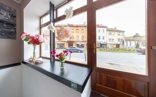 Spațiu comercial stradal de închiriat - Central - Iuliu Maniu - 72mp - Poză 10