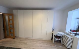 Garsonieră renovată, mobilată și utilată, cu parcare, zona semicentral - Poză 2