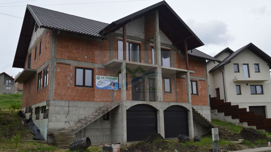 Casă tip duplex, Suceava/Cartier Europa - Poză 1