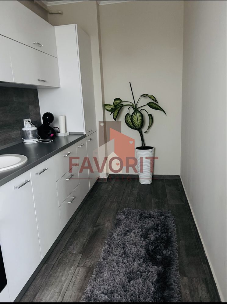 Etaj 1. Mobilat si utilat. Spatios. 2 locuri de parcare - Poză 4