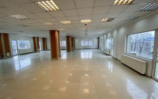 Spatiu comercial de inchiriat in zona centrala a Brasovului. - Poză 1