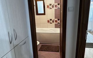 Inchiriez Apartament 2 Camere Podu Roș et.1 lângă Lic.Emil Racoviță - Poză 6