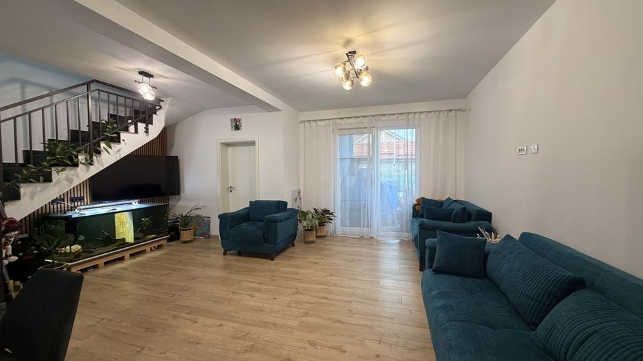 CASA TIP DUPLEX - Poză 8