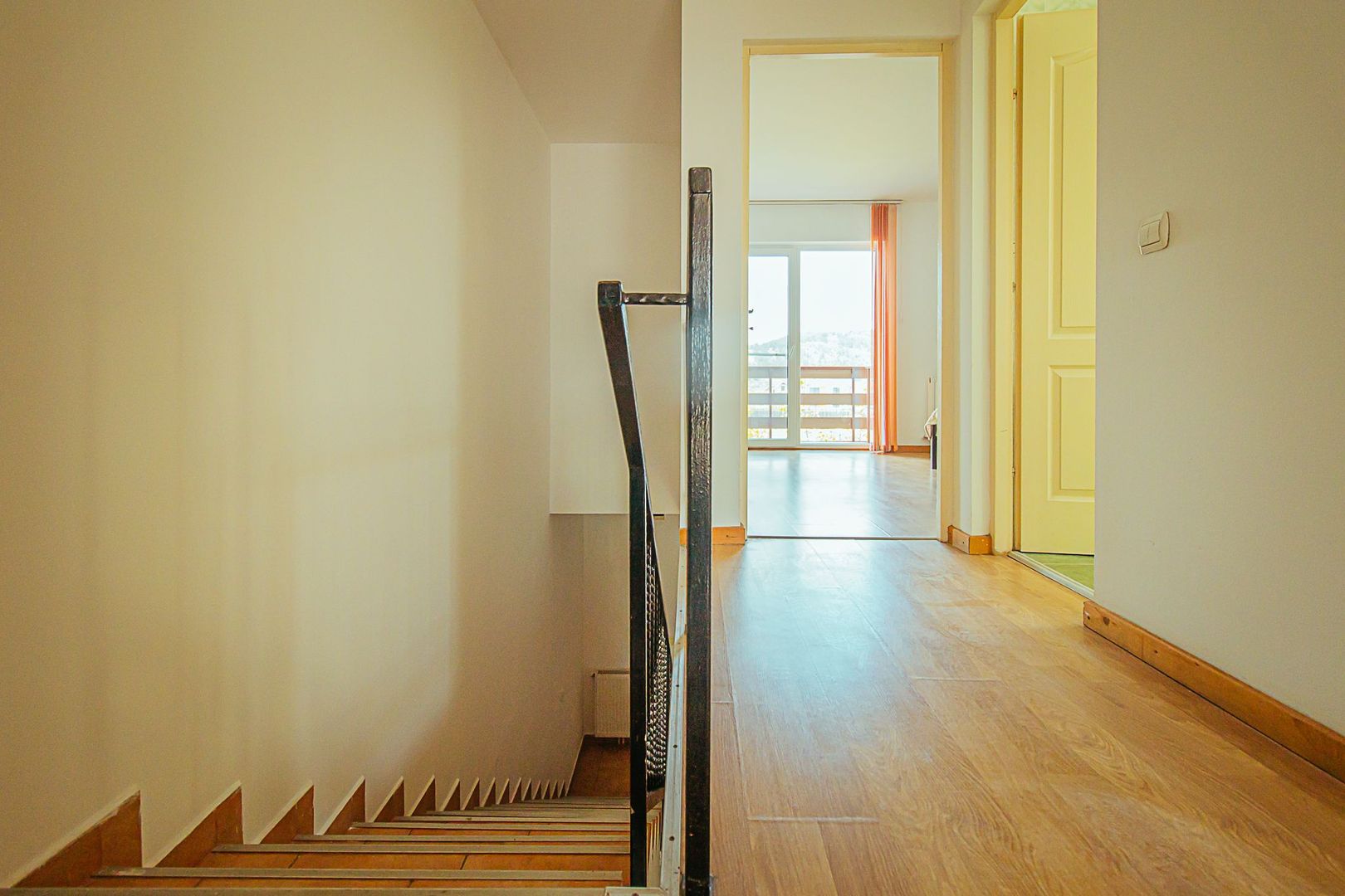 Exclusivitate - Sanpetru, casa cu priveliște deosebită - Poză 13