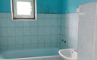 Apartament 3 camere, zona Dacia, Alexandru cel Bun - finisare interioara necesara - Poză 5