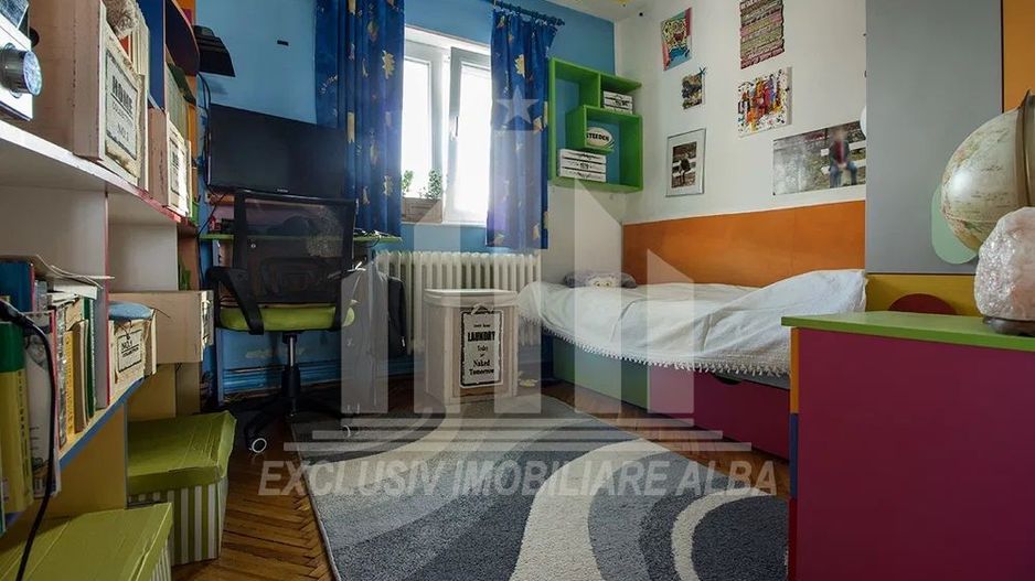 Apartament 3 camere decomandate, Cetate - Poză 3