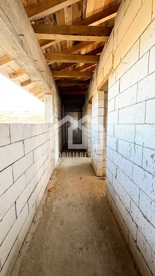 Casa individuala 4 camere, 100mp, Teren 400mp, Campenesti - Poză 9