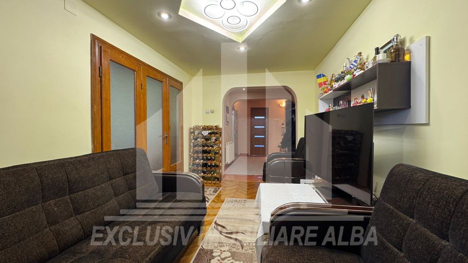 Apartament cu 2 camere de vanzare, Cetate - Poză 2