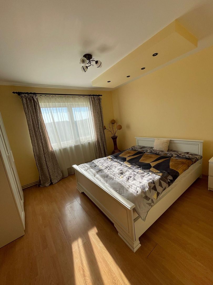 Apartament 4 camere, 99 mp, mobilat, centrală proprie – Zona Steaua - Poză 2