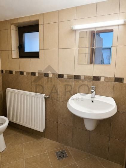 PRIMA ÎNCHIRIERE - Spațiu Comercial Ultracentral de 90mp - Poză 5
